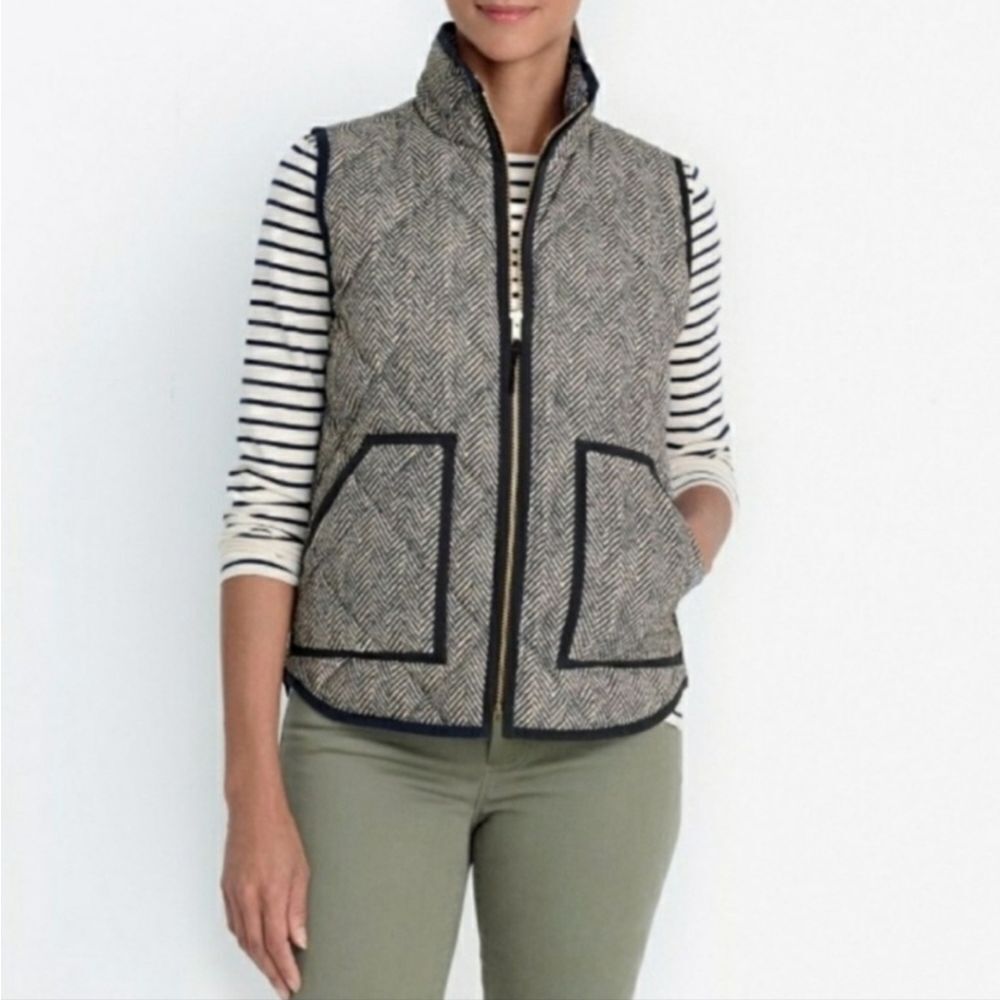 🐢 J. Crew Quilted Herringbone Puffer Vest Size XS Super Cute!